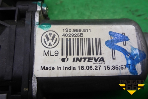 Моторчик стеклоподъёмника задний правый (1S0959811) для Volkswagen Polo (седан) с 2010г