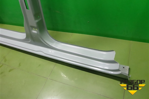 Боковина кузова левая (новая) (5JH809605) для Skoda Rapid с 2013г