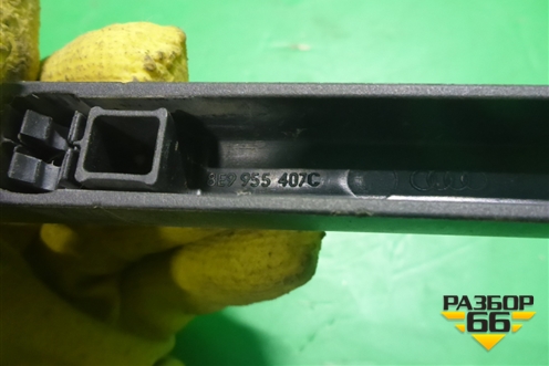 Поводок стеклоочистителя задний (8E9955407C) для Audi A3 (8PA) 2003-2013г Sportback 