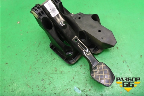 Педаль тормоза (МКПП) (6RU721058D) для Volkswagen Polo (седан) с 2010г