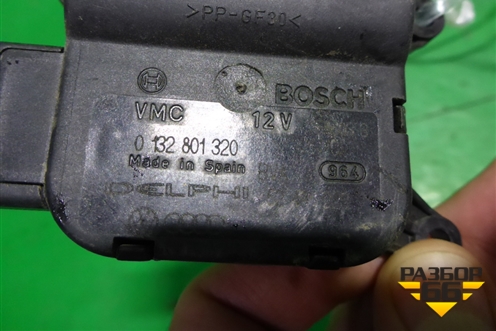 Моторчик заслонки отопителя (0132801320) для Volkswagen Touareg c 2002-2010г