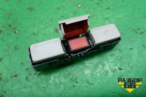 Кнопка (SOS) (5NR035624) для Volkswagen Polo (седан) с 2010г