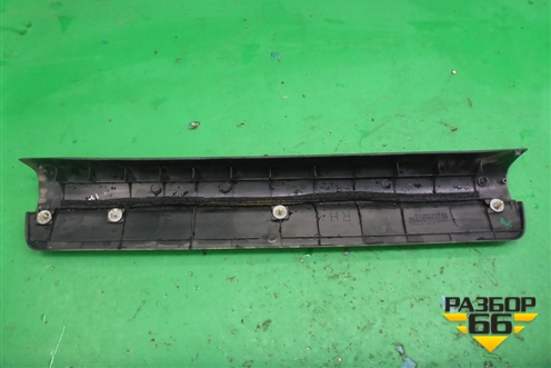 Накладка порога внутренняя переднего правого (MR417192) для Mitsubishi Lancer-9  с 2003-2008г