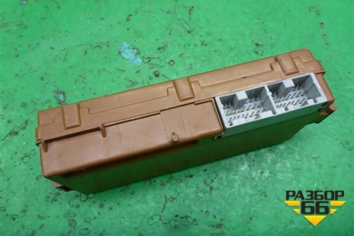Блок комфорта (MR587873) для Mitsubishi Lancer-9  с 2003-2008г