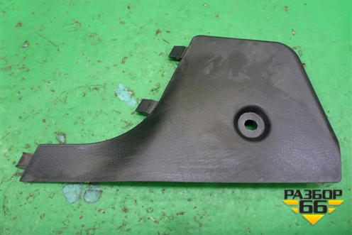 Накладка внутренняя (на консоль левая) (MR506588) для Mitsubishi Lancer-9  с 2003-2008г