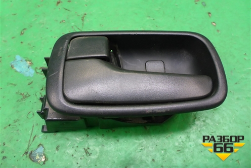 Ручка внутренняя двери задней левой для Mitsubishi Lancer-9  с 2003-2008г