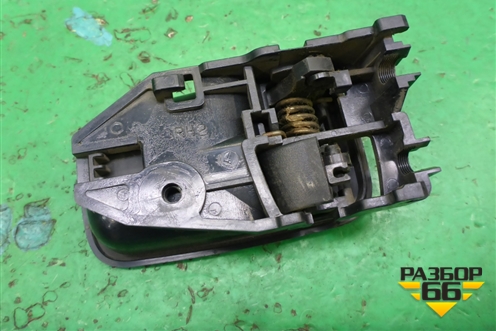 Ручка внутренняя двери передней правой для Mitsubishi Lancer-9  с 2003-2008г
