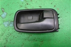Ручка внутренняя двери передней правой для Mitsubishi Lancer-9  с 2003-2008г