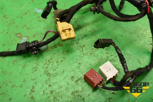 Проводка двери передней левой (3U0971121AH) для Skoda Superb с 2001-2008г