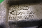 Кронштейн компрессора кондиционера (06B260885D) для Skoda Superb с 2001-2008г