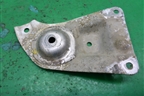 Кронштейн подрамника левый (8D0399541D) для Skoda Superb с 2001-2008г