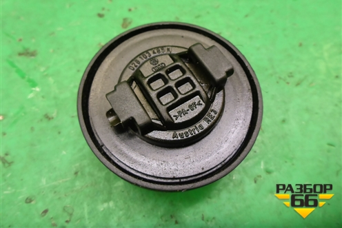 Крышка маслозаливной горловины (1.8л AWT) (026103485K) для Skoda Superb с 2001-2008г