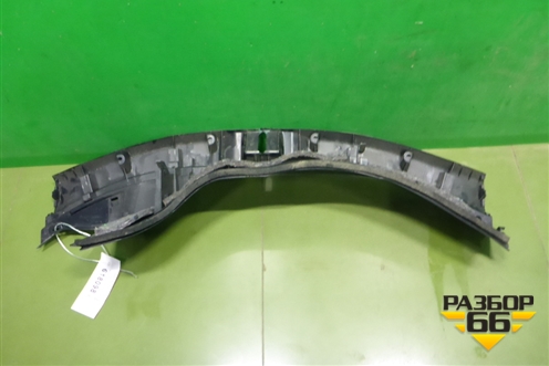 Обшивка багажника на заднюю панель (5838742120) для Toyota Rav-4 с 2012-2019г