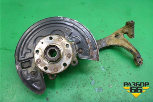 Кулак поворотный передний левый (8D0407257) для Skoda Superb с 2001-2008г
