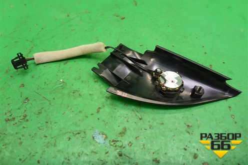 Накладка двери передней правой уголок (3B0837994) для Skoda Superb с 2001-2008г