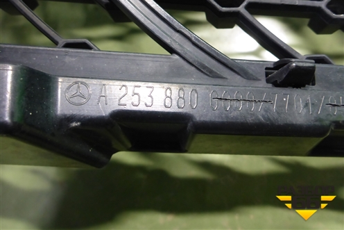 Решетка радиатора (A2538804674 A2538800000) для Mercedes Benz GLC-Klass X253  с 2015г