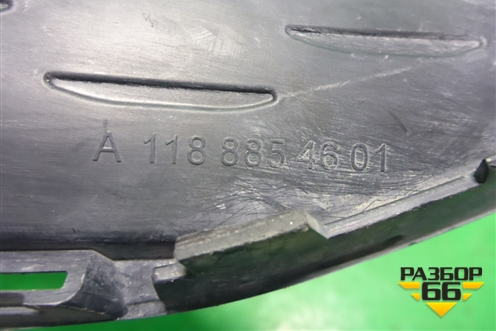 Решетка в передний бампер правая (A1188854601) для Mercedes Benz CLA C118 с 2019г