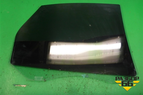 Стекло двери задней левой (хетчбэк) для Ford Focus 2 с 2008-2011г