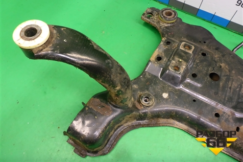 Подрамник передний МКПП для Ford Focus 2 с 2008-2011г