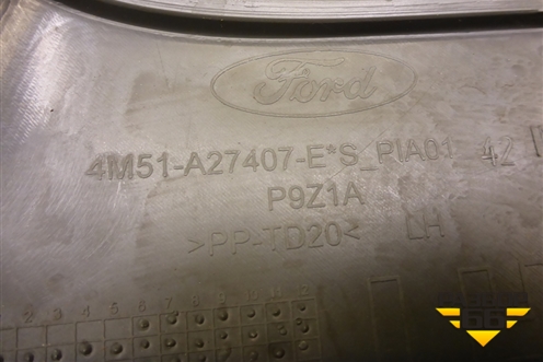Обшивка двери задней левой под электрику (4M51A27407E) для Ford Focus 2 с 2008-2011г