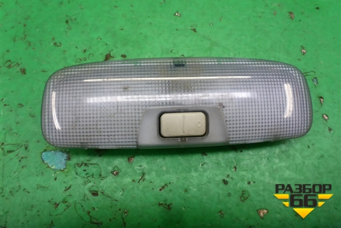 Плафон салонный центральный (8A6A13776CA) для Ford Focus 2 с 2008-2011г