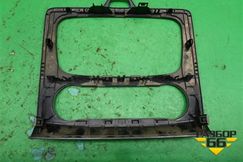Рамка магнитолы (7M5118522DW) для Ford Focus 2 с 2008-2011г