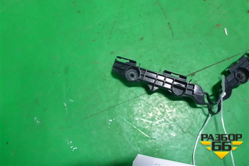 Кронштейн заднего бампера правый (5257533121) для Toyota Camry V50 с 2011-2018г