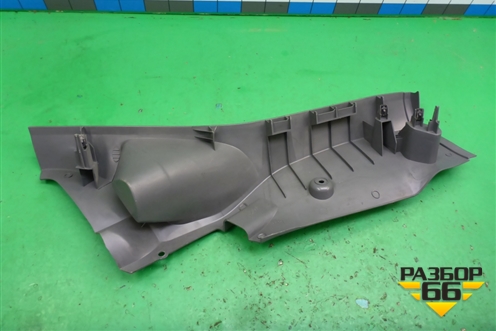 Обшивка стойки задняя нижняя левая (4M51A31017AFW) для Ford Focus 2 с 2008-2011г