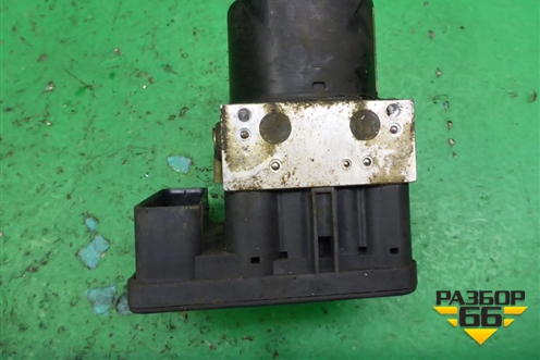 Блок ABS (8M512C405AA) для Ford Focus 2 с 2008-2011г