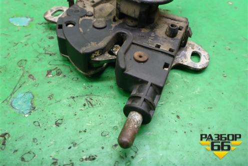 Замок капота (C7G0A16700) для Ford Focus 2 с 2008-2011г