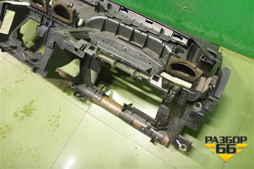 Торпедо (каркас) (4M51A045G00B) для Ford Focus 2 с 2008-2011г