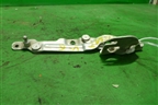 Петля капота правая (3B5827302A) для Volkswagen Passat (B5) с 1996-2005г