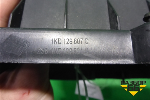 Корпус воздушного фильтра (верхняя часть дубликат) (1KD129607C) для Volkswagen Passat (В7) с 2011-2014г