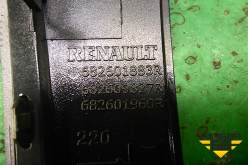 Дефлектор воздушный центральный (682601883R) для Renault Sandero с 2013-2022г