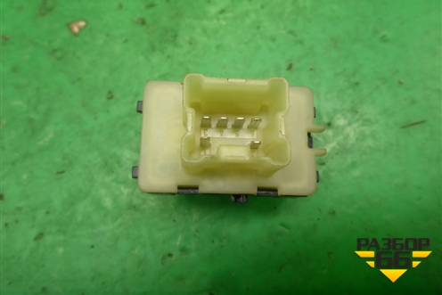 Кнопка стеклоподъёмника (254210736R) для Renault Sandero с 2013-2022г