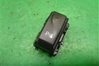 Кнопка включения парктроника (284487506R) для Renault Sandero с 2013-2022г