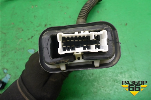 Проводка двери передней правой (241251878R) для Renault Sandero с 2013-2022г