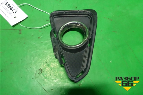 Накладка ПТФ правая (после 2015г) (5203042050) для Toyota Rav-4 с 2012-2019г