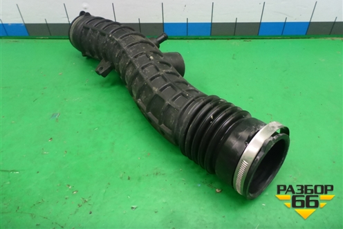 Патрубок воздушного фильтра (1.6л H4MD438) (8201529827 165780388R) для Renault Sandero с 2013-2022г