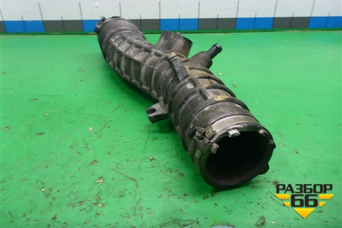 Патрубок воздушного фильтра (1.6л H4MD438) (8201529827 165780388R) для Renault Sandero с 2013-2022г