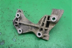 Кронштейн генератора (1.6л H4MD438) (117102094R) для Renault Sandero с 2013-2022г