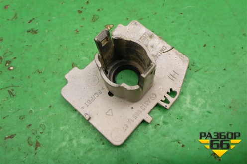 Кронштейн датчика парковки (A2198851467) для Mercedes Benz CLS C219 с 2004-2010г
