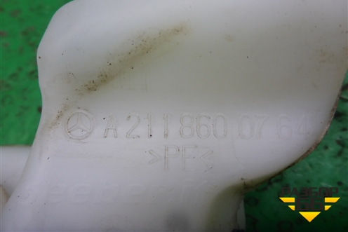 Горловина бачка омывателя лобового стекла (A2118600764) для Mercedes Benz CLS C219 с 2004-2010г