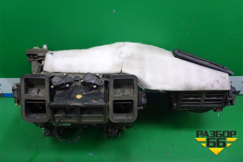 Корпус отопителя (2118300360) для Mercedes Benz CLS C219 с 2004-2010г