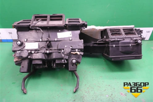 Корпус отопителя (2118300360) для Mercedes Benz CLS C219 с 2004-2010г