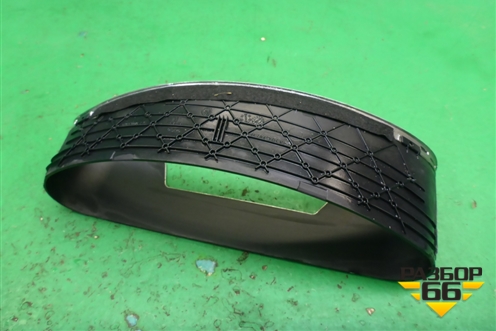 Накладка на щиток приборов (A2196890239) для Mercedes Benz CLS C219 с 2004-2010г