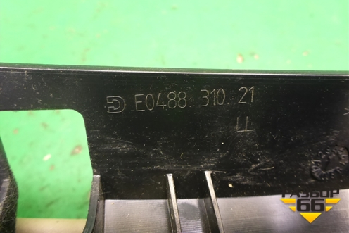 Бардачок (E048831021) для Mercedes Benz CLS C219 с 2004-2010г