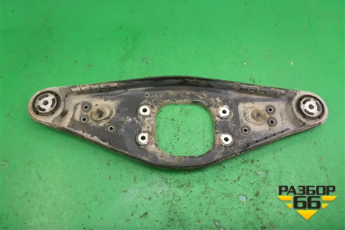 Кронштейн заднего редуктора (A2303521806) для Mercedes Benz CLS C219 с 2004-2010г