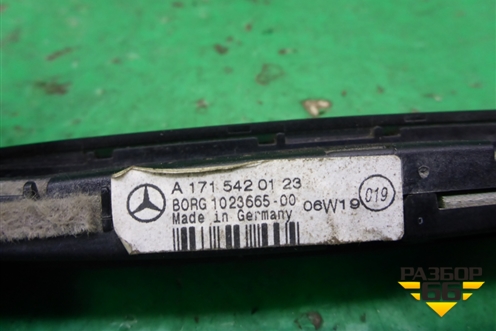 Дисплей паркинга (A1715420123) для Mercedes Benz CLS C219 с 2004-2010г