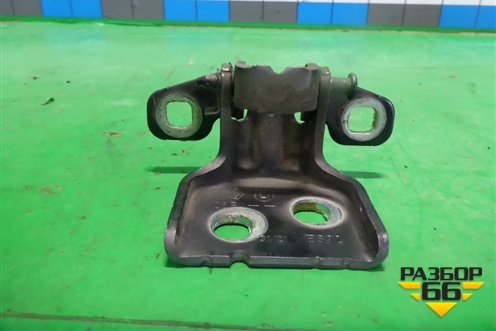 Петля двери передней правой нижняя для Renault Sandero с 2013-2022г